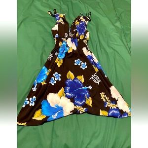 S&S Aloha Fashion Dress NWOT Medium Black Blue Stretchy Fabric